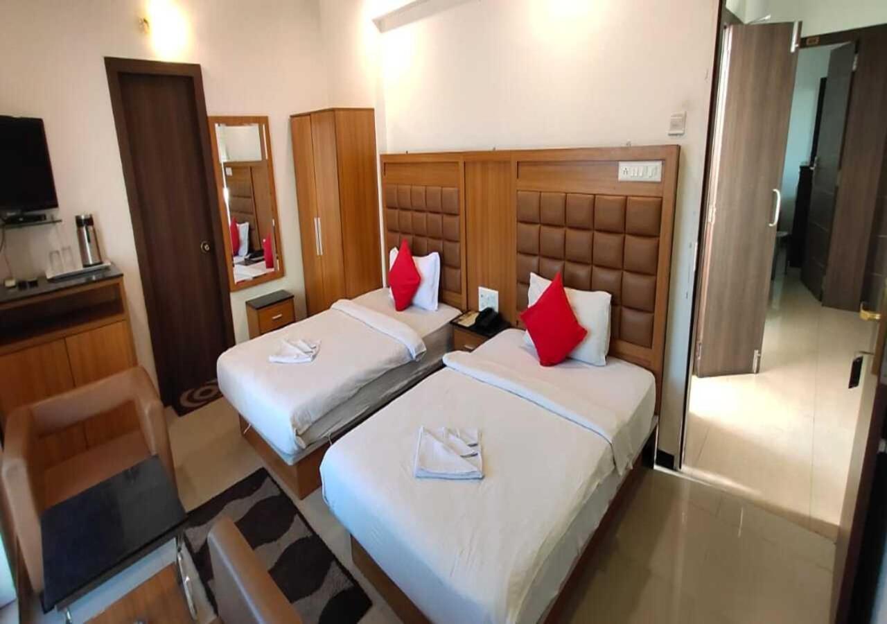 Hotel Swagatam Inn Rajkot Extérieur photo